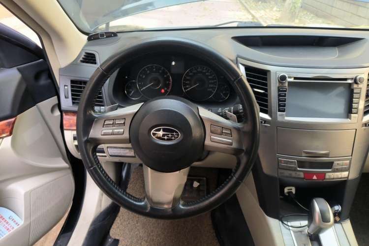 Used Subaru Outback 2010 2.5i Luxury Edition