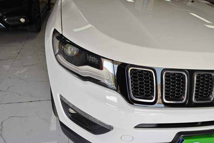 Used Jeep Compass 2019 220T Automatic Enjoyment Version
