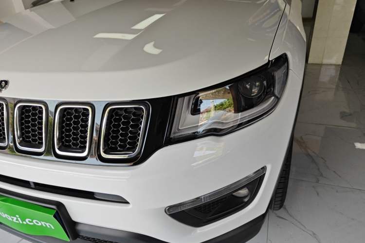 Used Jeep Compass 2019 220T Automatic Enjoyment Version
