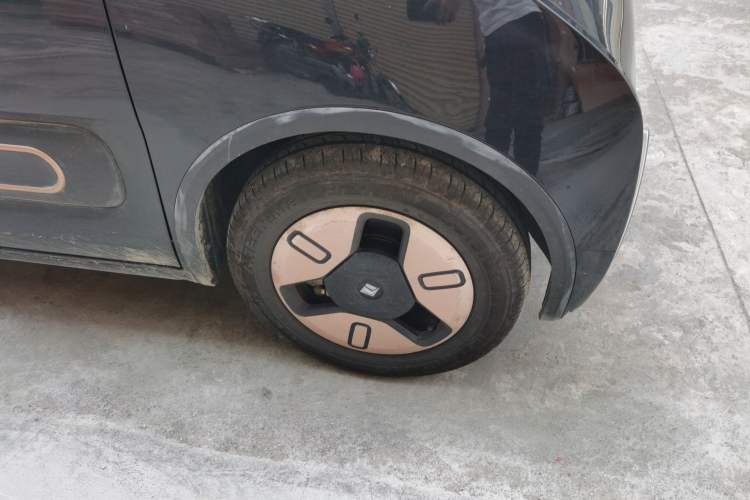 Used Baojun KiWi EV 2022 Artist Lite Edition Lithium Iron Phosphate
