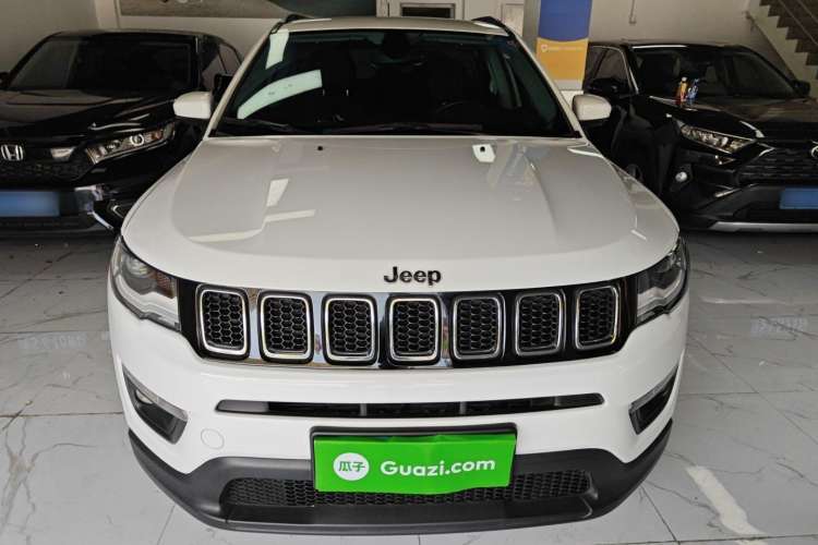 Used Jeep Compass 2019 220T Automatic Enjoyment Version

