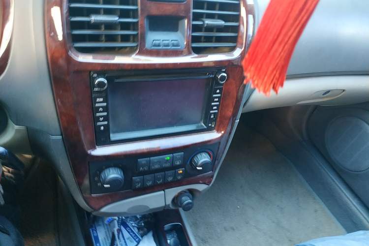 Used Hyundai MoInca 2009 2.0L Manual Luxury Edition GL
