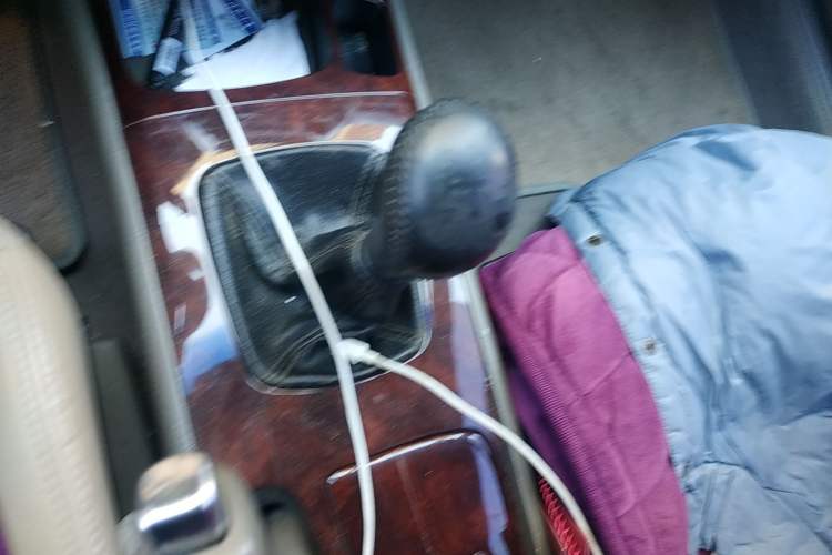 Used Hyundai MoInca 2009 2.0L Manual Luxury Edition GL
