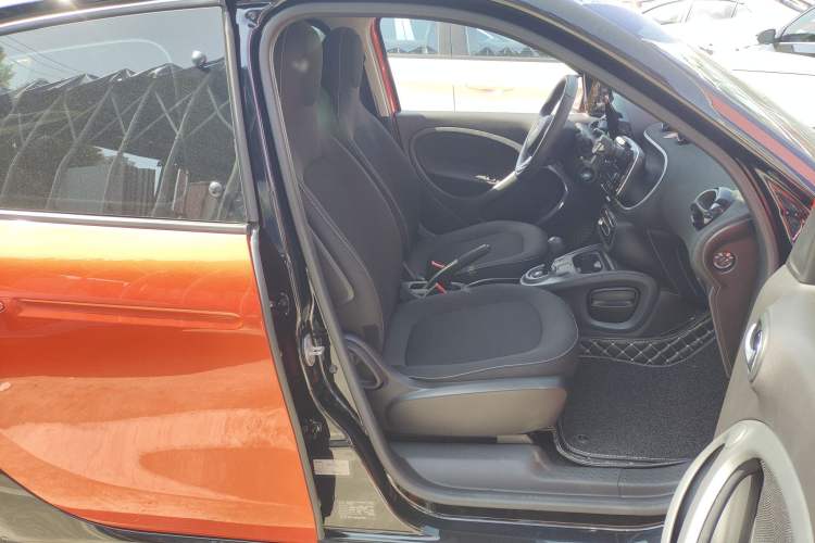 Used smart forfour 2018 1.0L 52kW Passion Edition