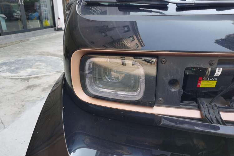 Used Baojun KiWi EV 2022 Artist Lite Edition Lithium Iron Phosphate
