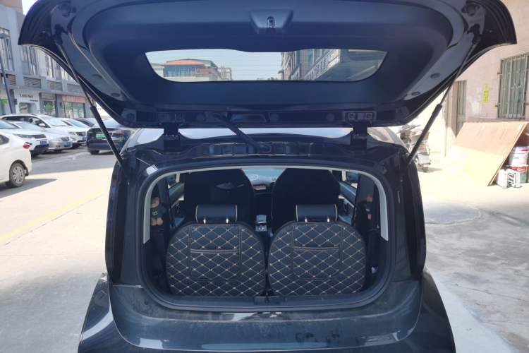 Used Baojun KiWi EV 2022 Artist Lite Edition Lithium Iron Phosphate
