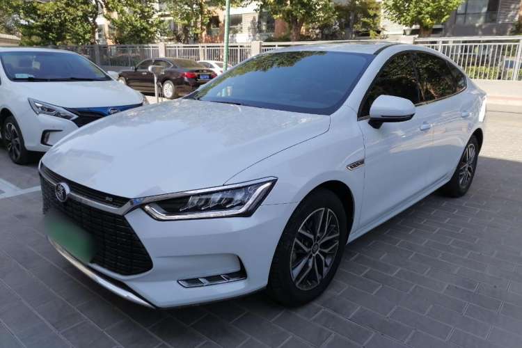 Used BYD Qin Pro New Energy 2019 EV Super Edition Standard Version Smart Connect Leading Style
