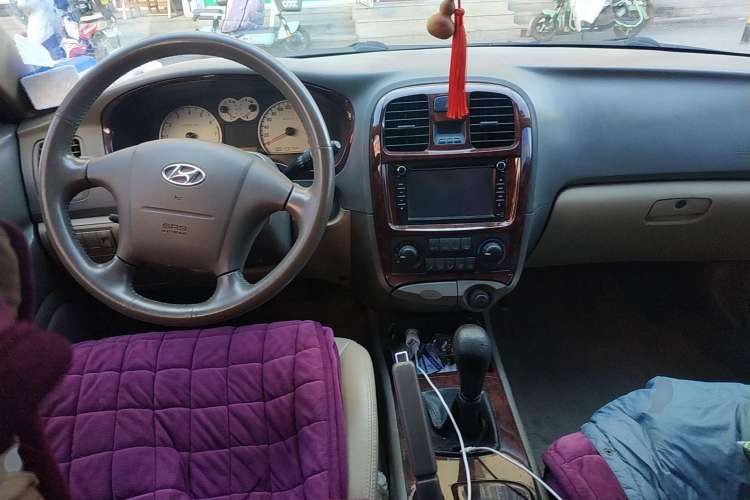 Used Hyundai MoInca 2009 2.0L Manual Luxury Edition GL
