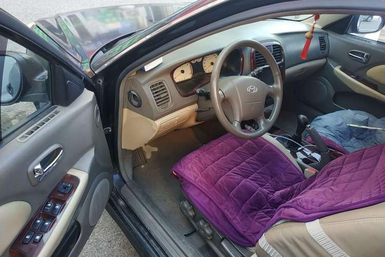 Used Hyundai MoInca 2009 2.0L Manual Luxury Edition GL
