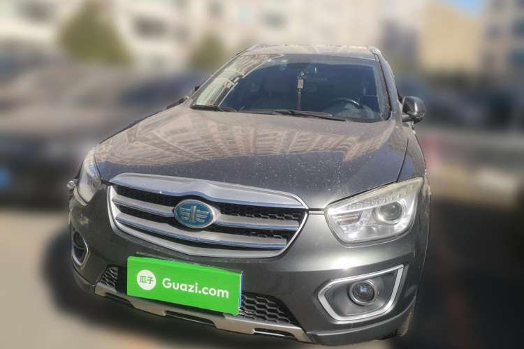 Used Bestune X80 2013 2.0L automatic luxury version