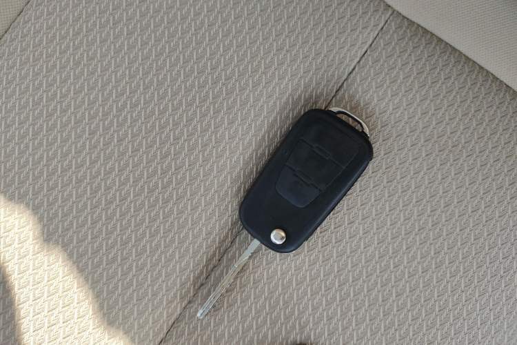 Used Roewe 350 2015 1.5L Automatic Luxury Sunroof Edition
