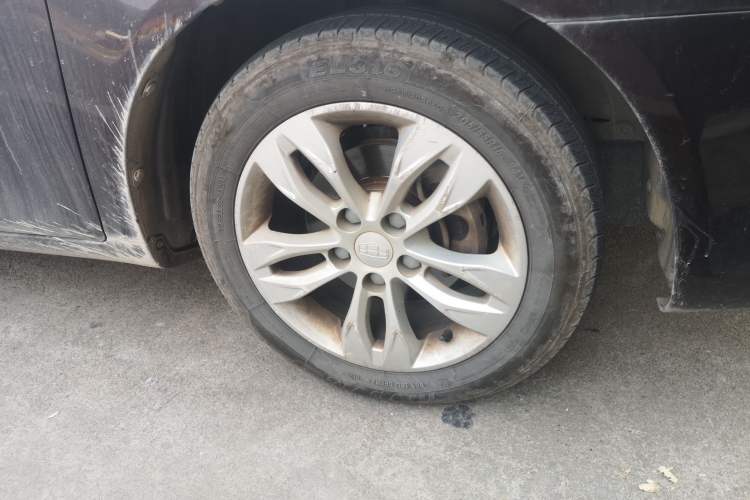 Used Geely Auto Emgrand 2016 Sedan 1.5L Manual Upward Edition Right Front Wheel Hub