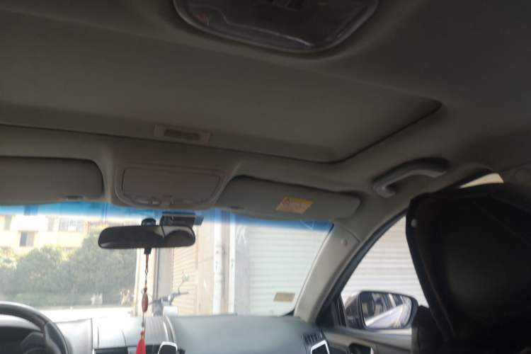 Used Geely Auto Emgrand 2016 Sedan 1.5L Manual Upward Edition Headliner