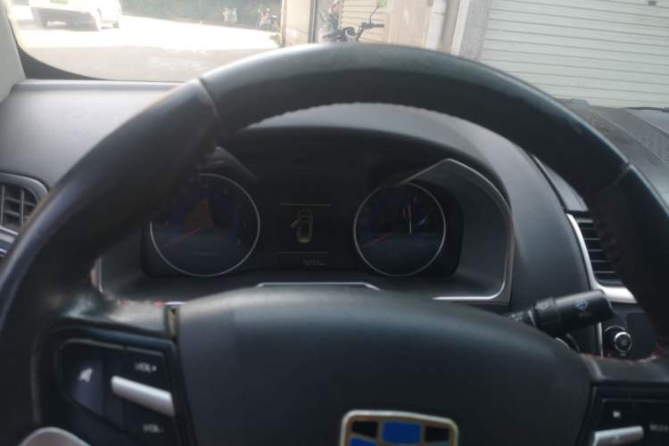 Used Geely Auto Emgrand 2016 Sedan 1.5L Manual Upward Edition Instrument Cluster