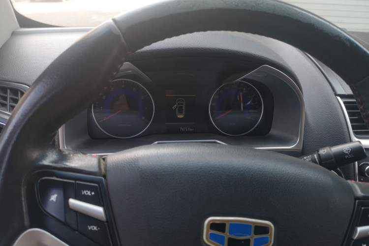 Used Geely Auto Emgrand 2016 Sedan 1.5L Manual Upward Edition Odometer Close Up