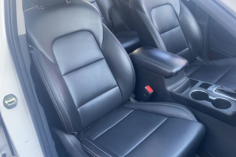 Used Kia KX5 2016 1.6T Automatic Two-Wheel Drive DLX
