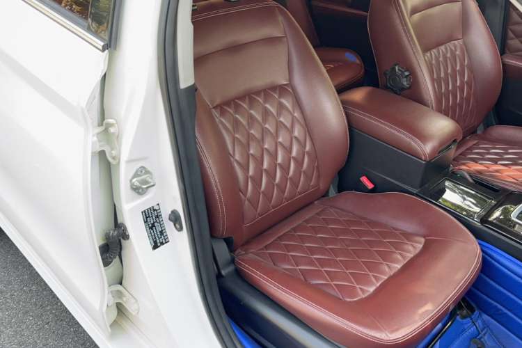 Used Lifan Auto 820 2015 2.4L Automatic Luxury Model