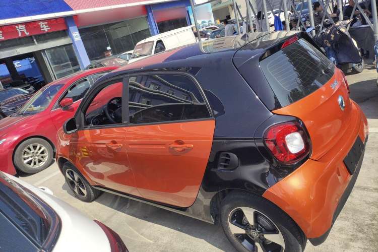 Used smart forfour 2018 1.0L 52kW Passion Edition