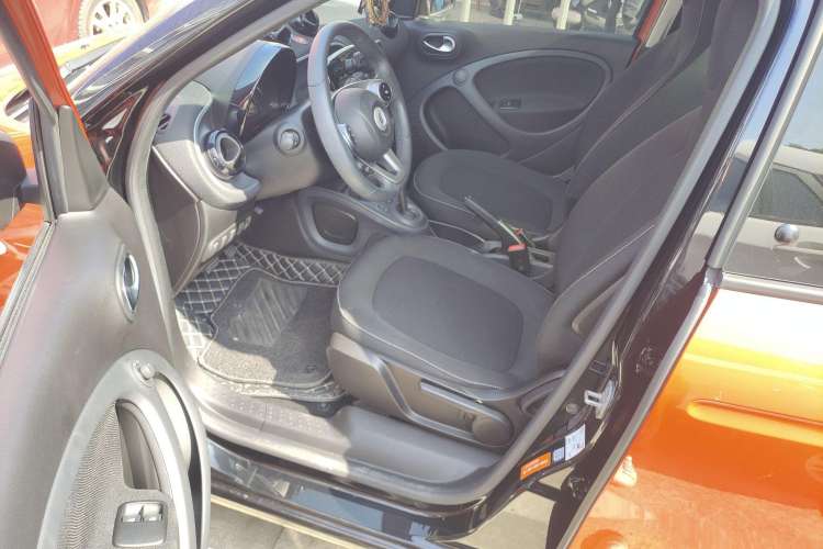 Used smart forfour 2018 1.0L 52kW Passion Edition