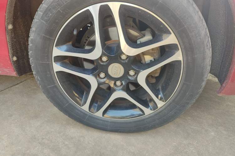 Used BYD G5 2014 1.5TI Manual Luxury Edition
