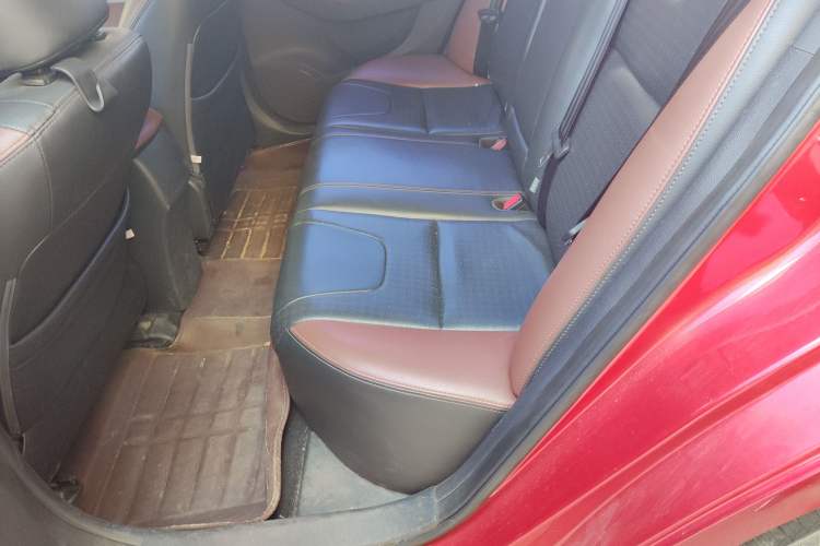 Used BYD G5 2014 1.5TI Manual Luxury Edition
