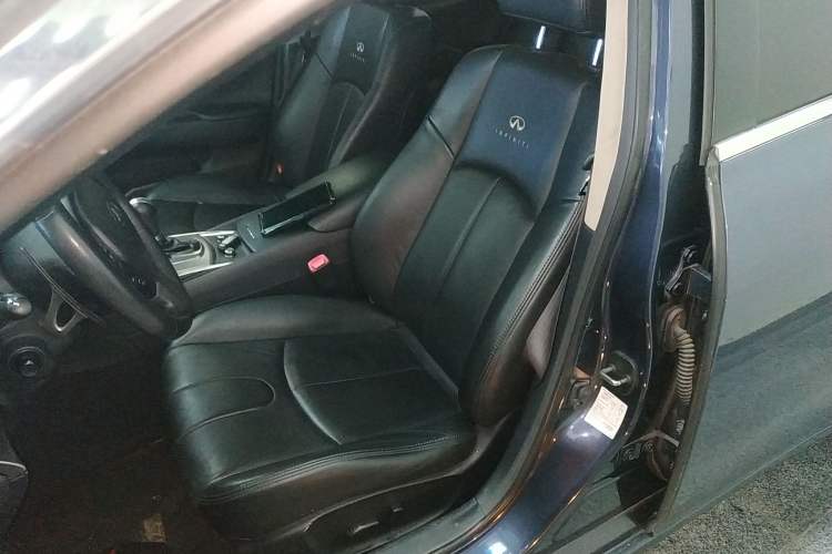 Used Infiniti G Series 2010 G25 Sedan Luxury Sport Edition
