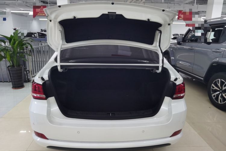 Used BAIC  2019 1.5L CVT Luxury Edition China V