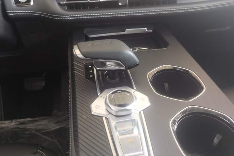 Used Changan UNI-K iDD 2023 Smart Electric iDD 1.5T 135km Smart Leading Model