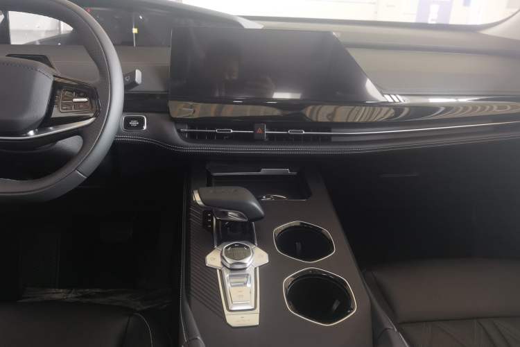 Used Changan UNI-K iDD 2023 Smart Electric iDD 1.5T 135km Smart Leading Model