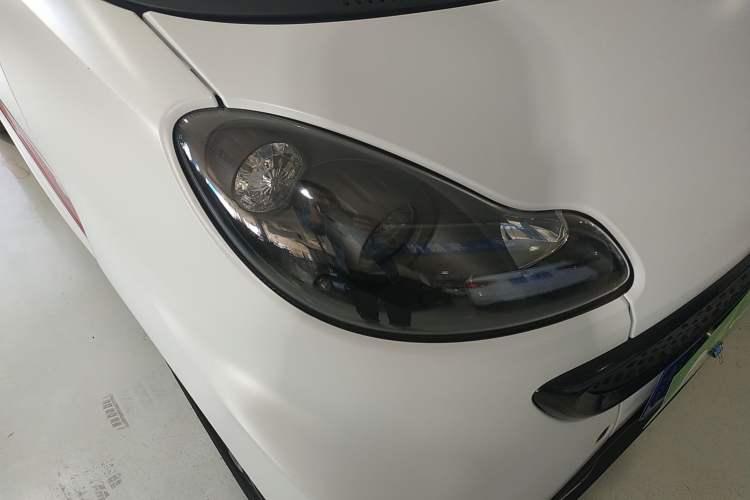 Used smart fortwo 2015 1.0 MHD Spark Special Edition
