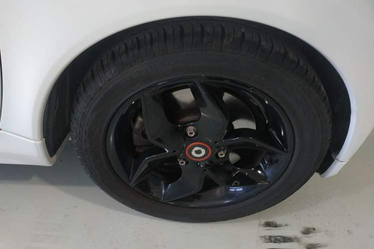 Used smart fortwo 2015 1.0 MHD Spark Special Edition
