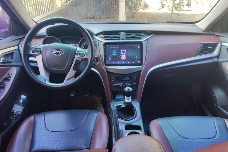 Used BYD G5 2014 1.5TI Manual Luxury Edition
