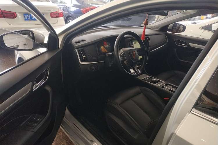 Used Roewe i6 New Energy 2017 45T Hybrid Connect & Smart Enjoyment Edition
