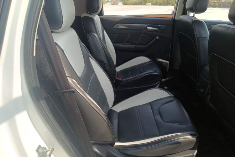 Used BAIC Weiwang M60 2017 1.5L Manual Platinum Edition