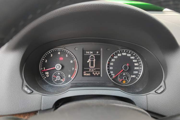 Used Volkswagen Sharan 2013 1.8TSI Comfort Model