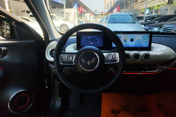 Used Wuling Bingo 2023 333 km Enjoyment Version
