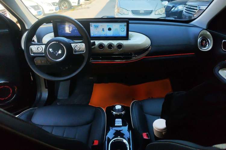 Used Wuling Bingo 2023 333 km Enjoyment Version
