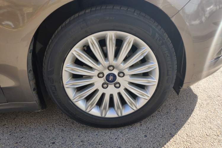 Used Ford Mondeo 2013 2.0L GTDi 200 Luxury Model
