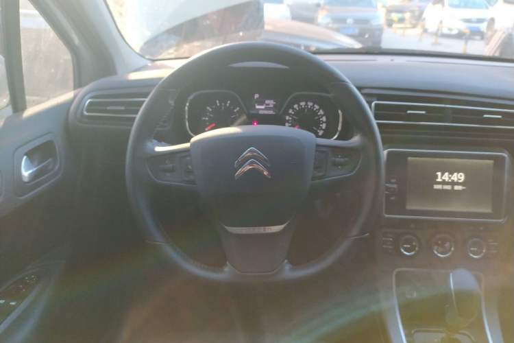 Used Citroen C4 Sega 2016 1.6L Automatic Luxury Model Steering Wheel