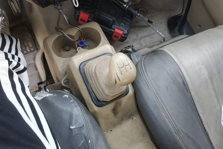 Used Dongfeng Xiaokang C37 2012 1.4L Standard Edition DK13-06