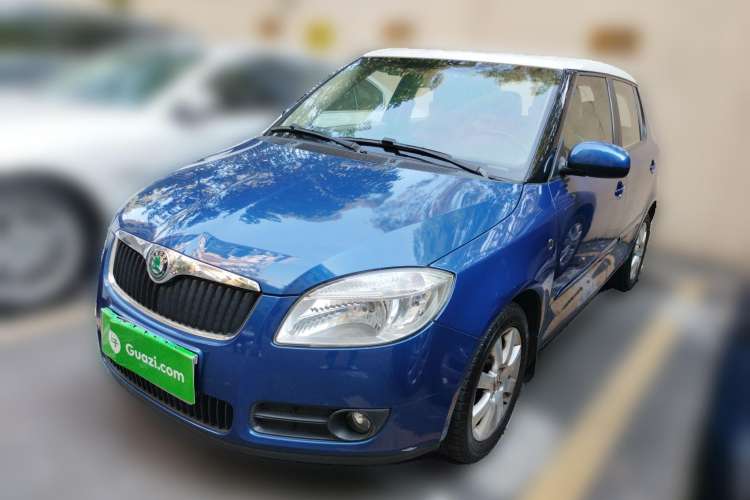 Used Skoda Fabia 2009 1.6L Automatic Crystal Edition