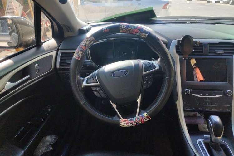 Used Ford Mondeo 2013 2.0L GTDi 200 Luxury Model
