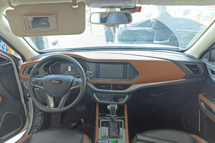 Used Zotye T300 2017 1.5T CVT Flagship Model
