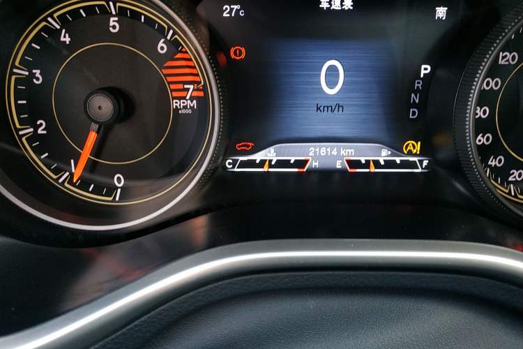 Used Jeep Cherokee 2020 2.0L Two-Wheel Drive Classic Sports Edition
