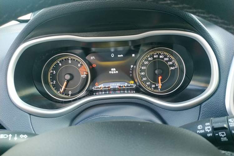 Used Jeep Cherokee 2020 2.0L Two-Wheel Drive Classic Sports Edition
