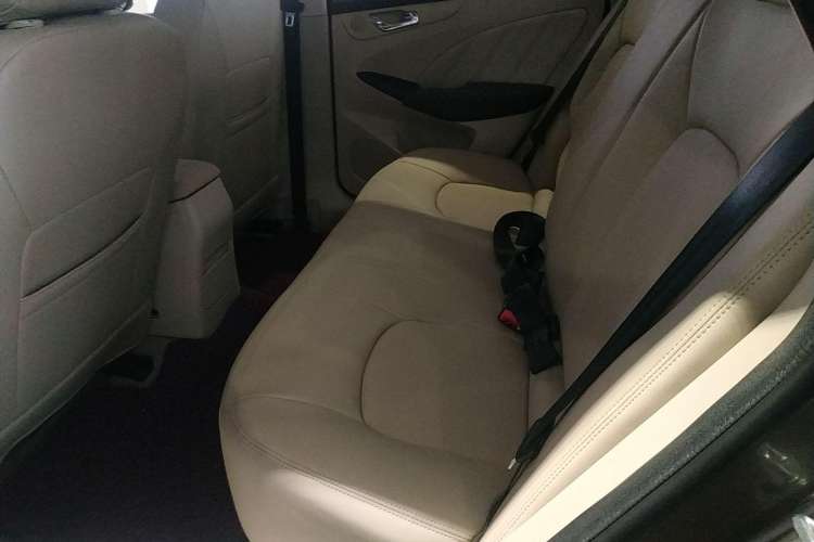 Used Chery Arrizo 7 2013 1.6L CVT Zhiling Edition
