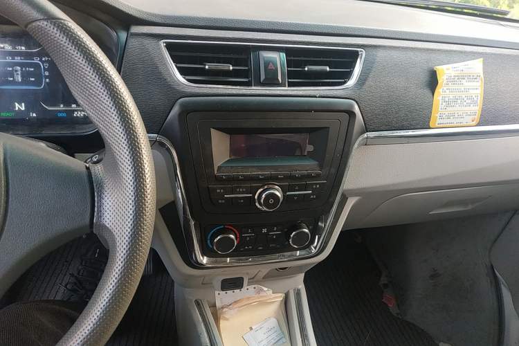 Used SRM  2021 Standard Model
