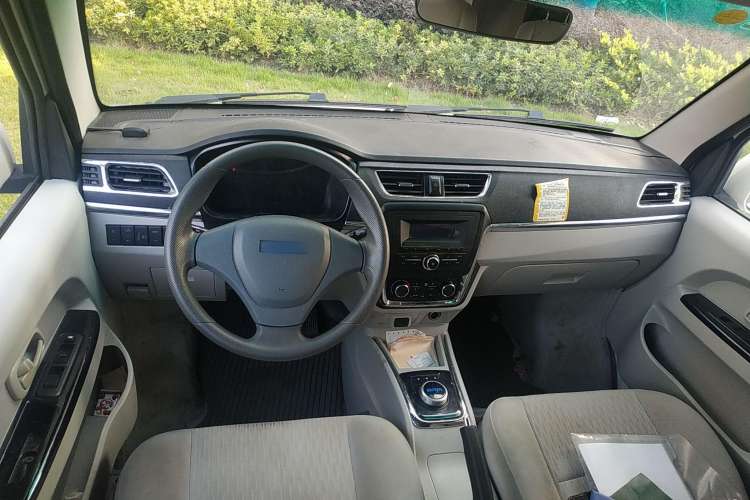 Used SRM  2021 Standard Model
