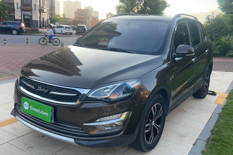Used Zotye Domy X5 2017 Upgraded Model 1.5T CVT ZhiXian Edition