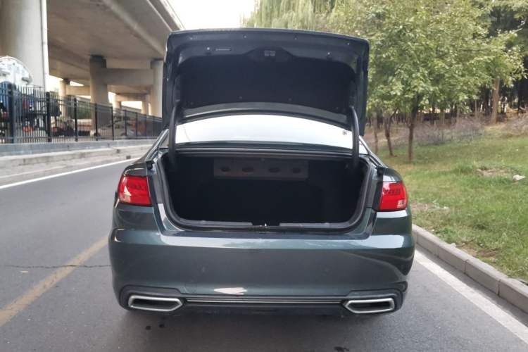 Used Geely Auto Emgrand GL 2018 1.4T DCT Elite Smart Connectivity Version
